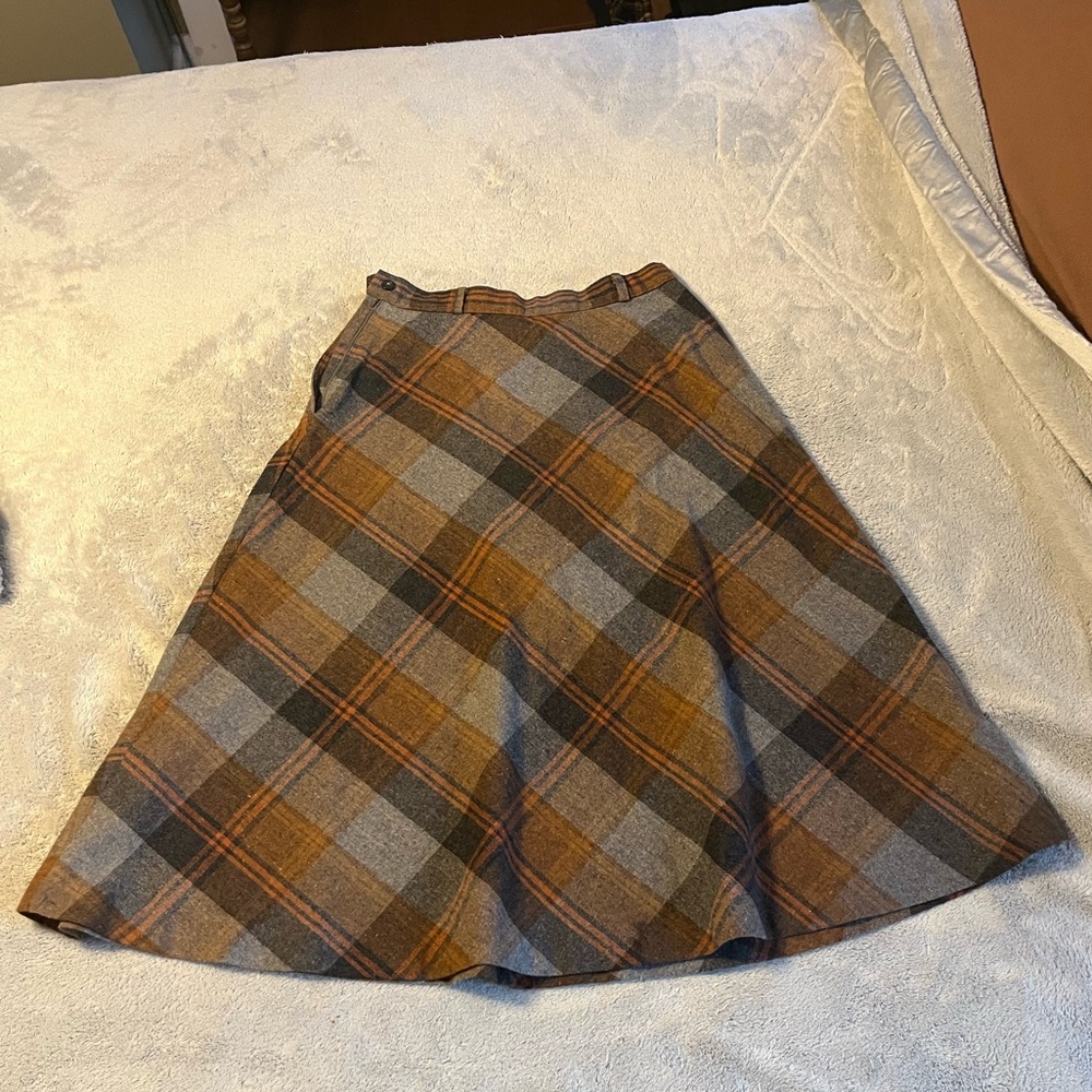 ILGWU wool skirt